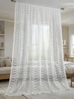 тюль с рисунком волны на окне