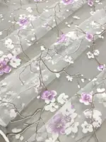 Тюль с узором «Сакура» в сиреневом цвете